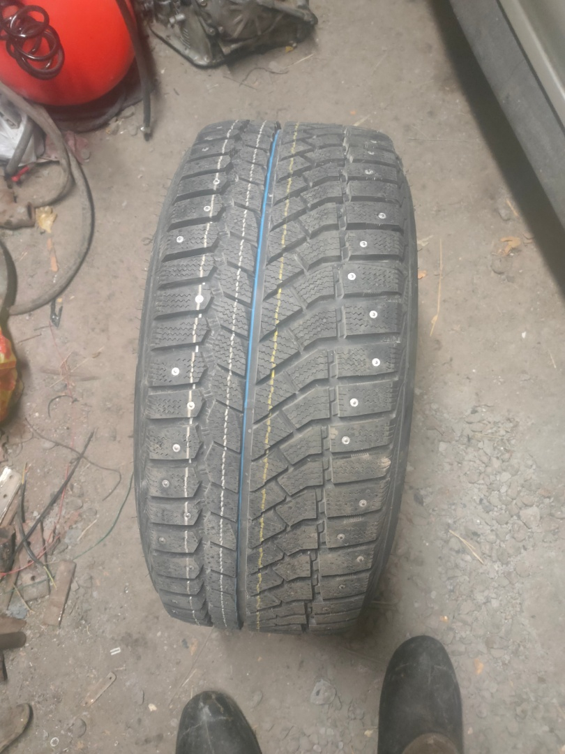 Viatti Brina Nordico V-522 245/45 R17 95 (690 кг) T (190 км/ч) с шипами