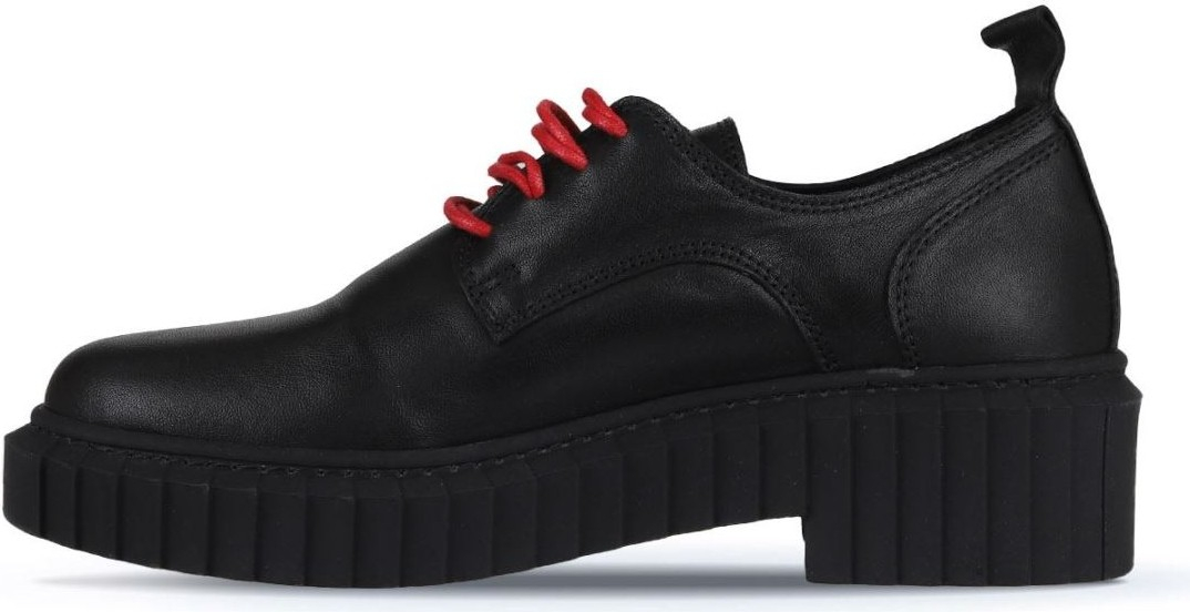 Женские классические туфли Bueno черно-красного цвета из кожи 01WZ6300
